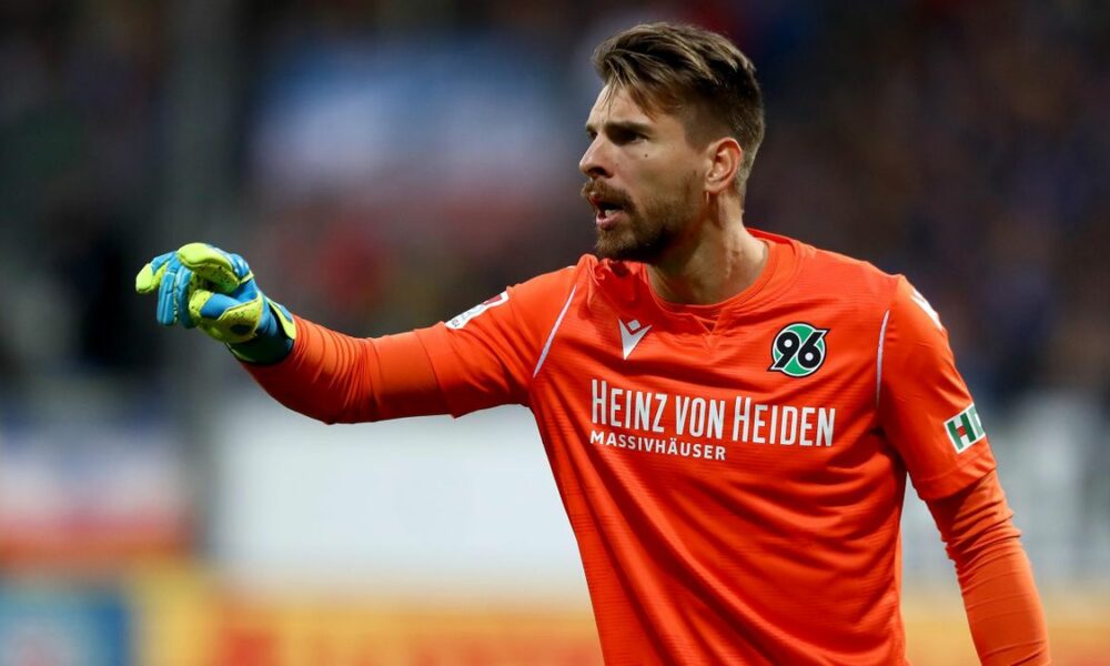 Liverpool Eye Summer Move For Ron Robert Zieler