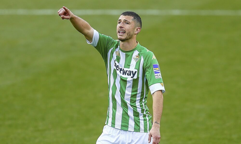 Man Utd line up Guido Rodriguez move in January