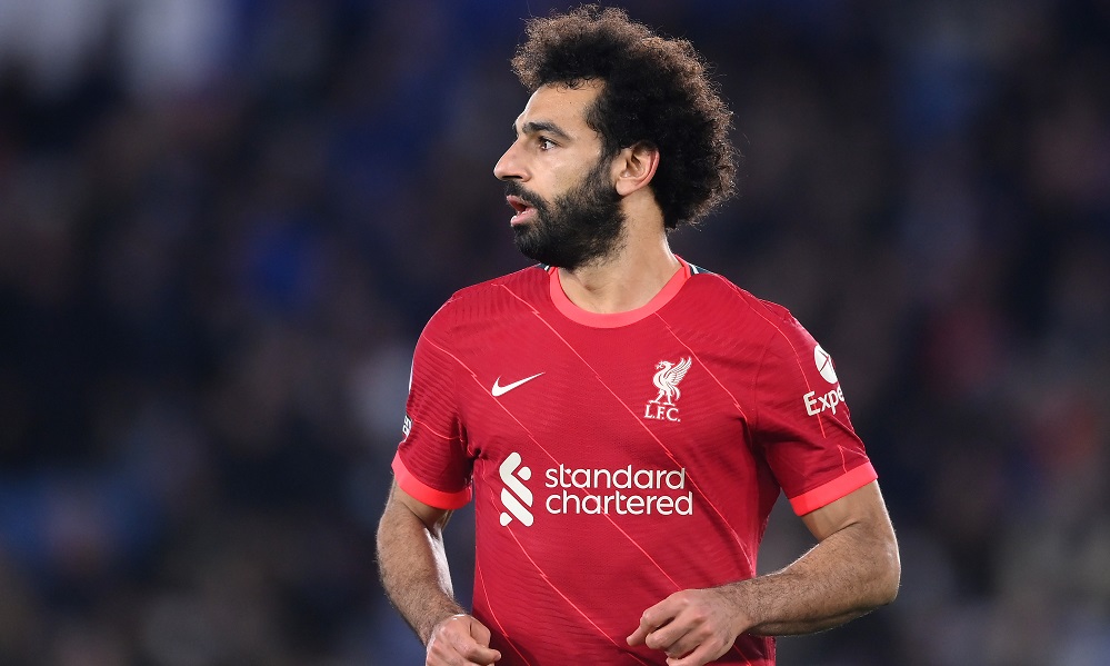 Teams] Burnley vs Liverpool: Mohamed Salah starts
