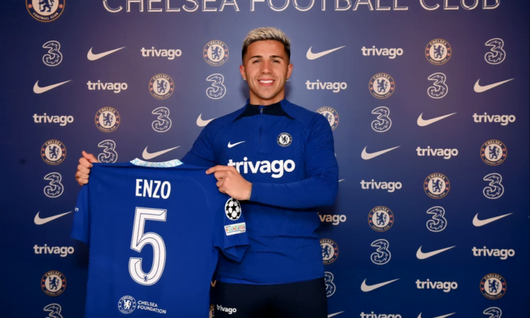 Enzo Fernandez stars for Chelsea v Fulham