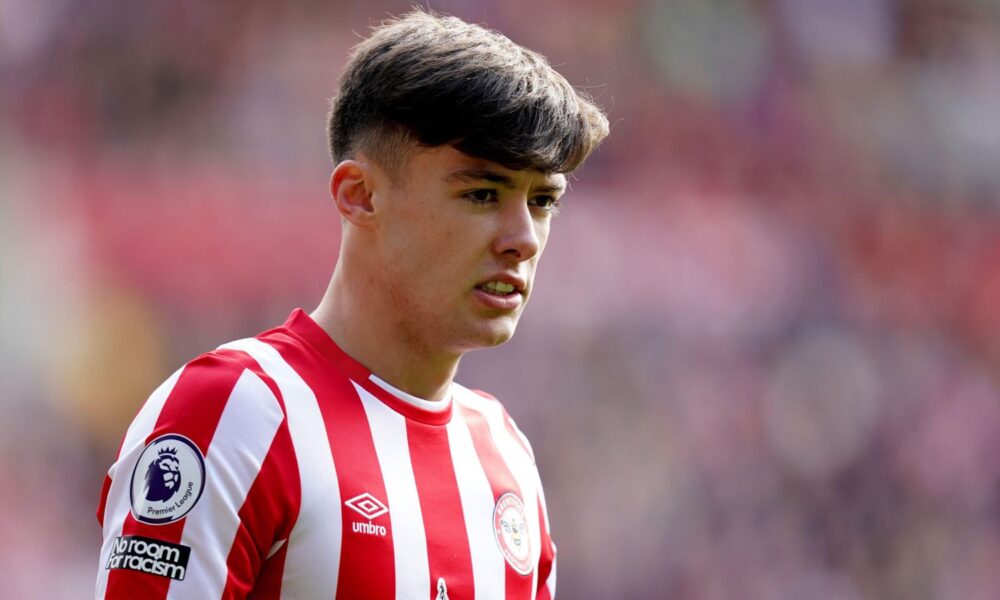 Khám Phá Aaron Hickey - Niềm Tự Hào Scotland Tại Brentford