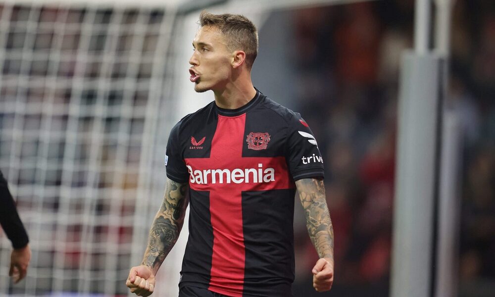 alex grimaldo bayer leverkusen