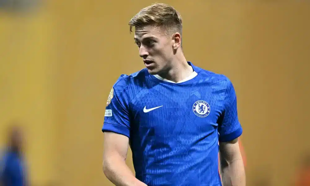 Man Utd & Everton plot swoop to sign £30m star, with the club ready to do deal - report