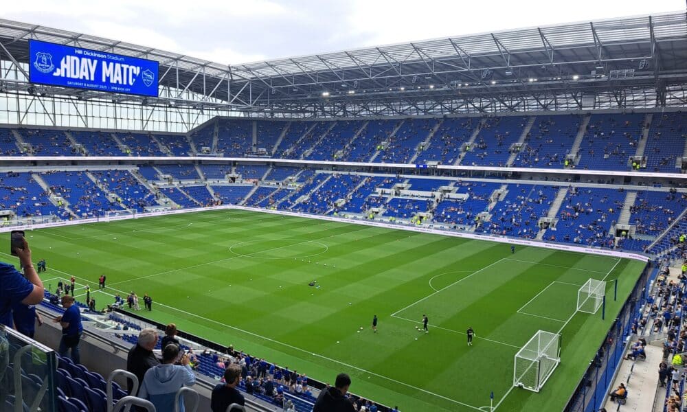 Everton could secure £25m swoop for PL star in the summer transfer window - report